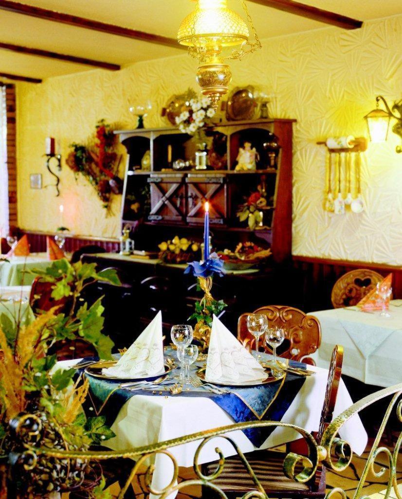 Gutshof Ziegelhuette Hotel Edenkoben Luaran gambar